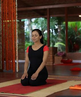 Sitting yoga asanas that can energize & relax